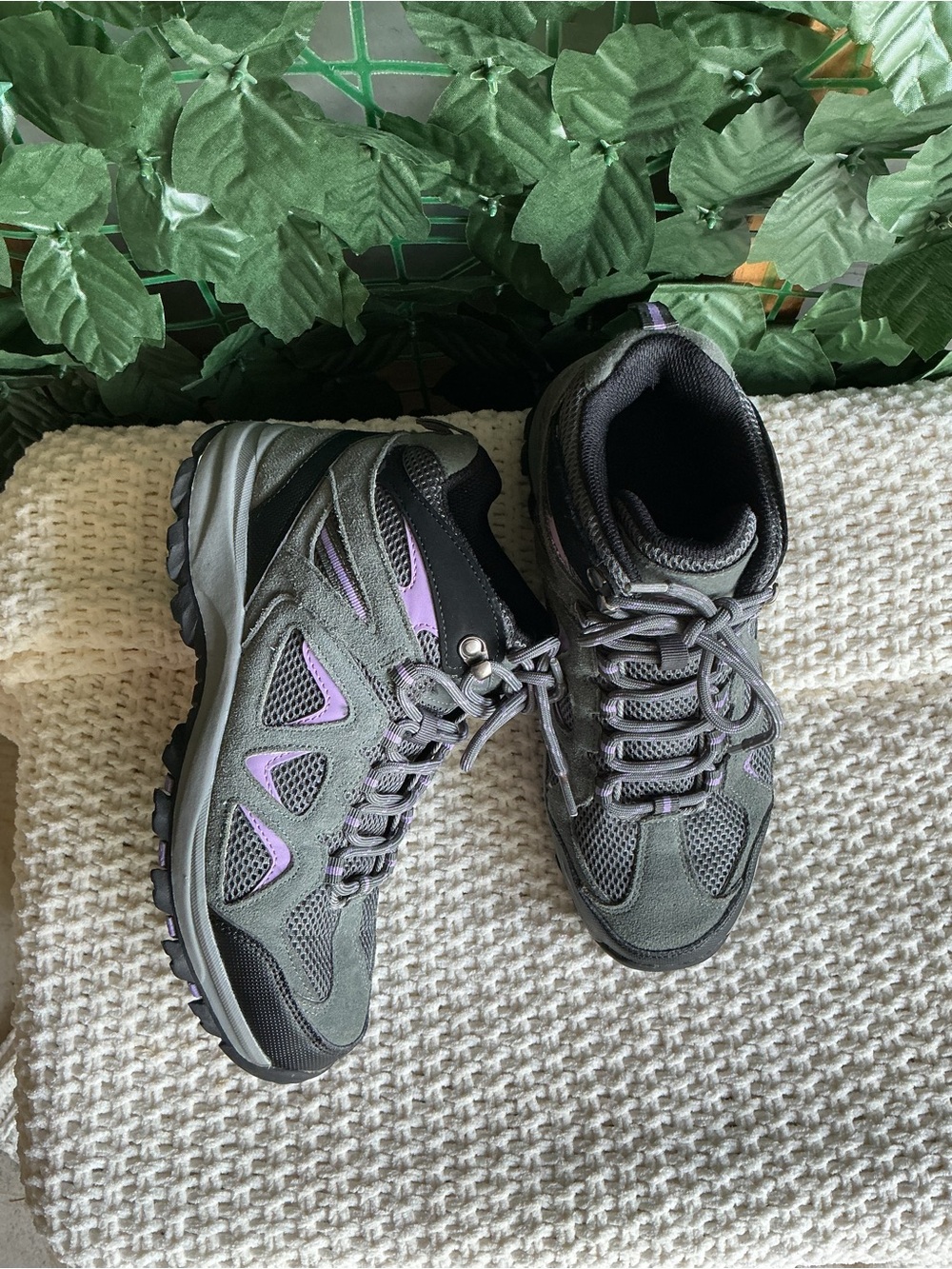 High Sierra Gray & Lavender Hiking Boots Size 8 | Durable Trail Shoes Outdoors